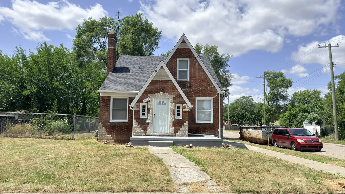9817 Somerset — front exterior